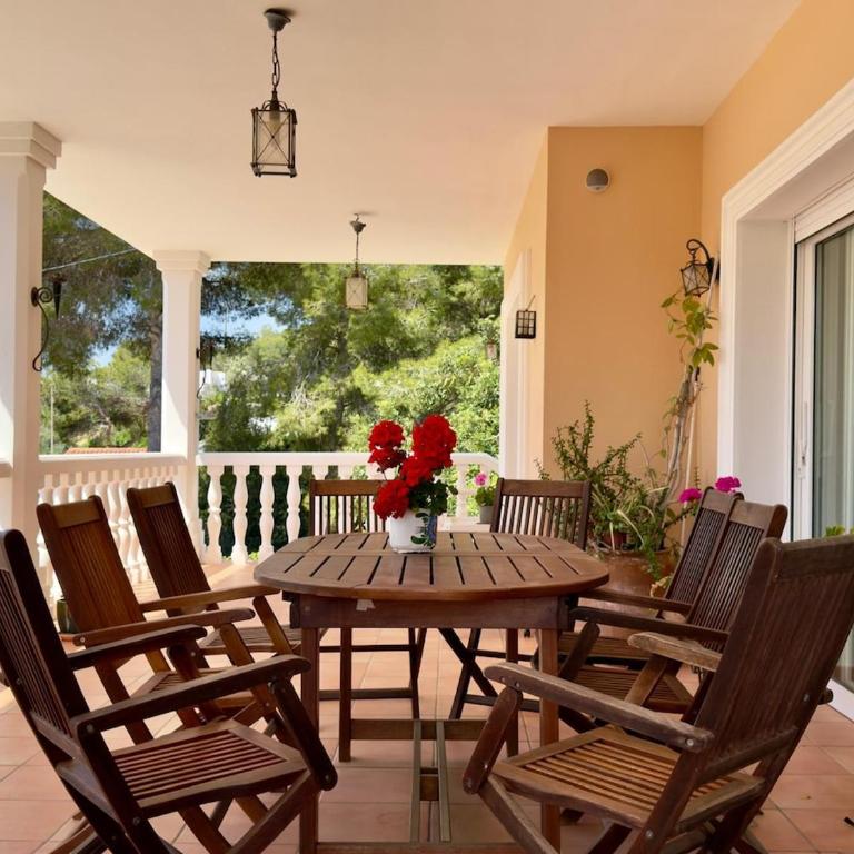 El Faro by Sun & Sea Homes - Three-Bedroom Villa - 7