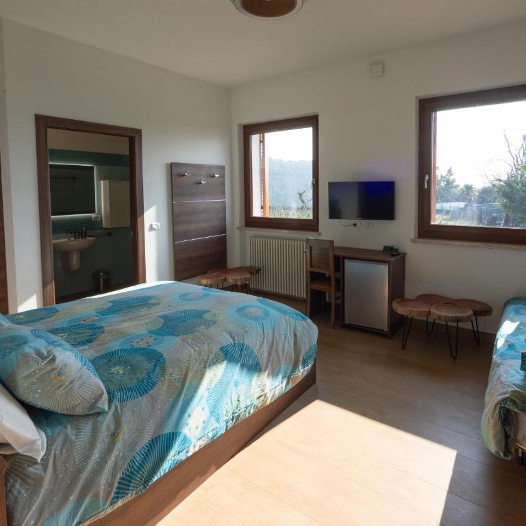 Agriturismo Poggio Toccalta - Camera Matrimoniale Deluxe (2 Adulti + 1 Bambino) - 3
