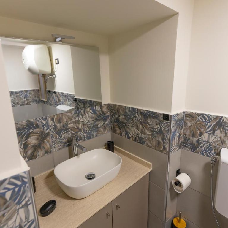 Domus Agathae - One-Bedroom Apartment - 9