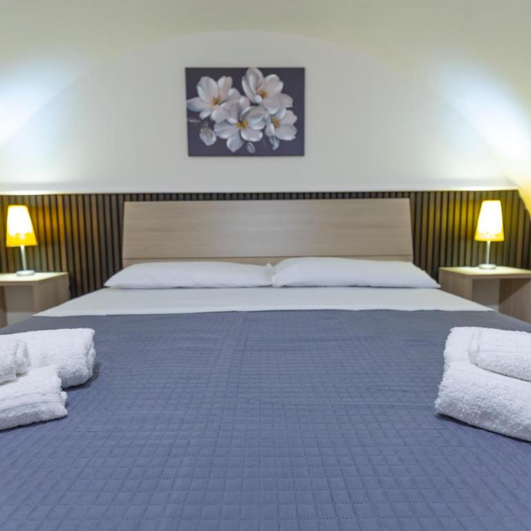 Domus Agathae - One-Bedroom Apartment - 11