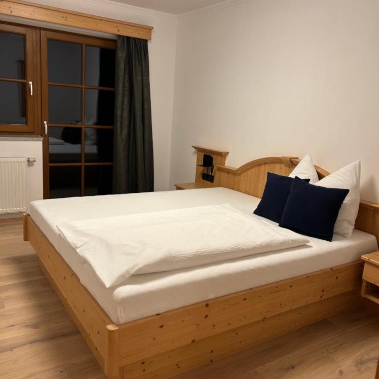 Gasthaus Antonia Lofer - Apartment mit 1 Schlafzimmer und Balkon - 6