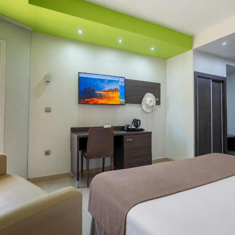 Hotel Porto Calpe - Habitación Doble con sofá cama - 1 o 2 camas - 7