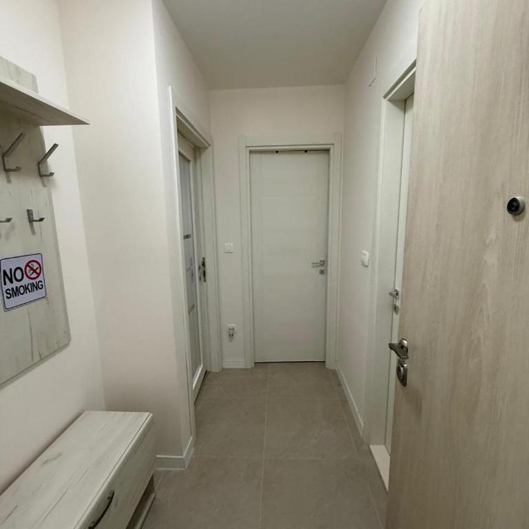 Central Park Apartment Podgorica - One-Bedroom Apartment - 9