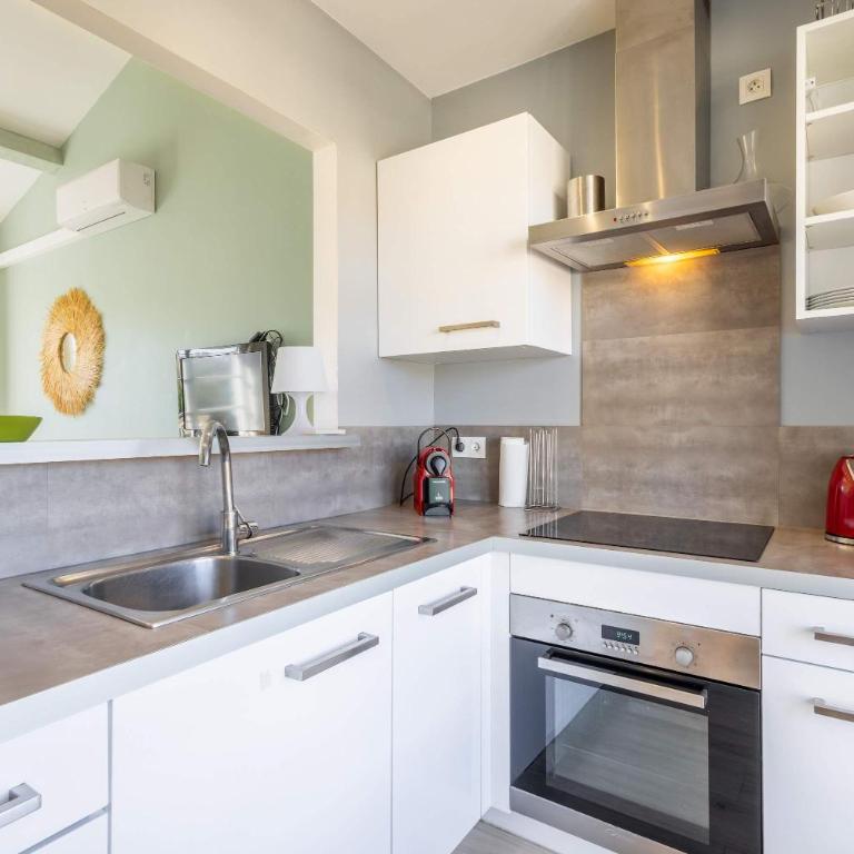 Villa Solera, T3 lumineux, 3 etoiles, 30m plage - Apartment - 12