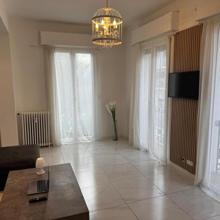 Apartment in center of Juan-les-Pins near sea - Appartement 2 Chambres - 1