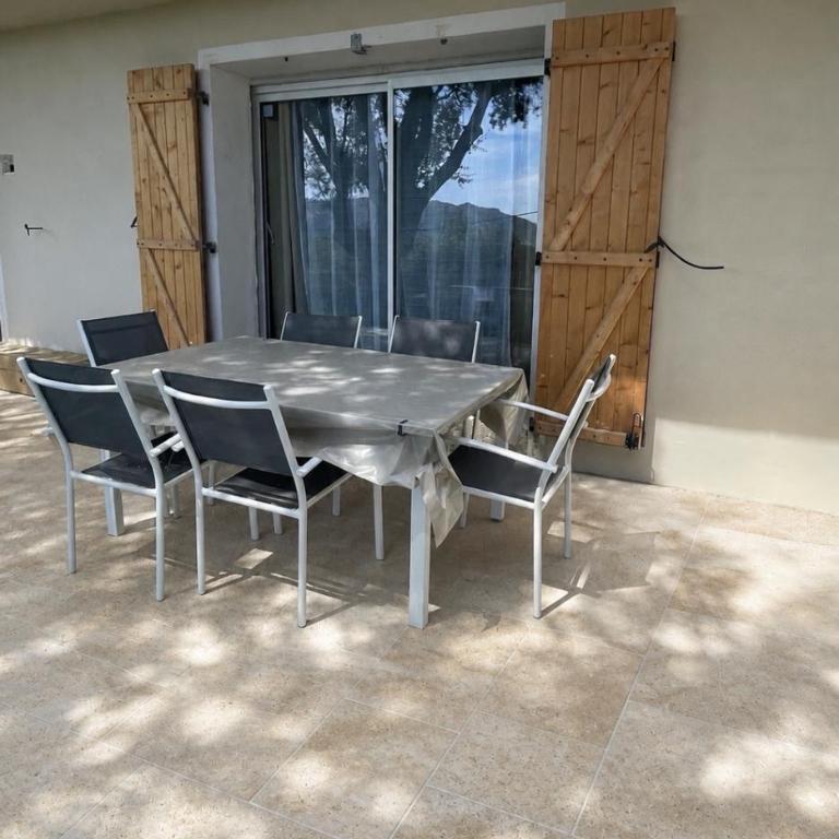Location estivale 4 à 7 personnes Santa Giulia - Appartement 2 Chambres - Vue sur Mer - 3
