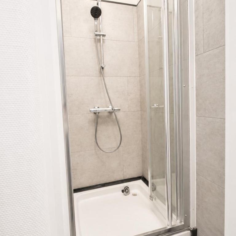 Studio Duquesne 1/2 pers - Appartement 1 Chambre - 4