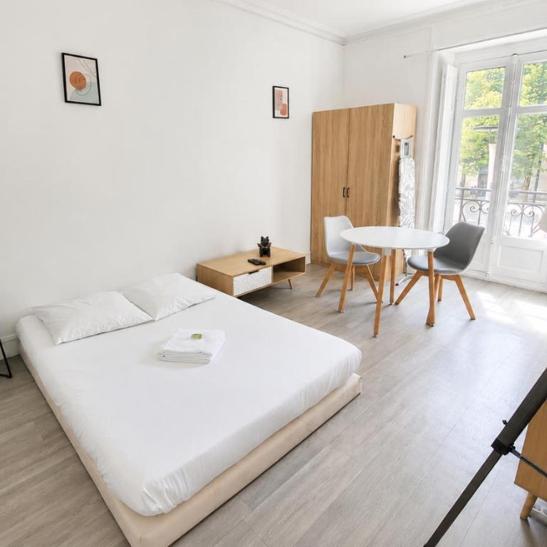 Studio Duquesne 1/2 pers - Appartement 1 Chambre - 2