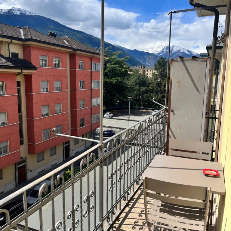 L'Avenir - in centro Aosta con parcheggio - Appartamento con 2 Camere da Letto - 12