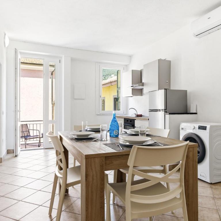 Hostdomus-Happy Holiday - Appartamento con 1 Camera da Letto e Terrazza - 6