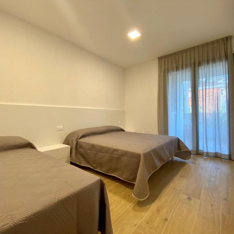 Bright flat with spacious terrace near the sea - Apartment - 4