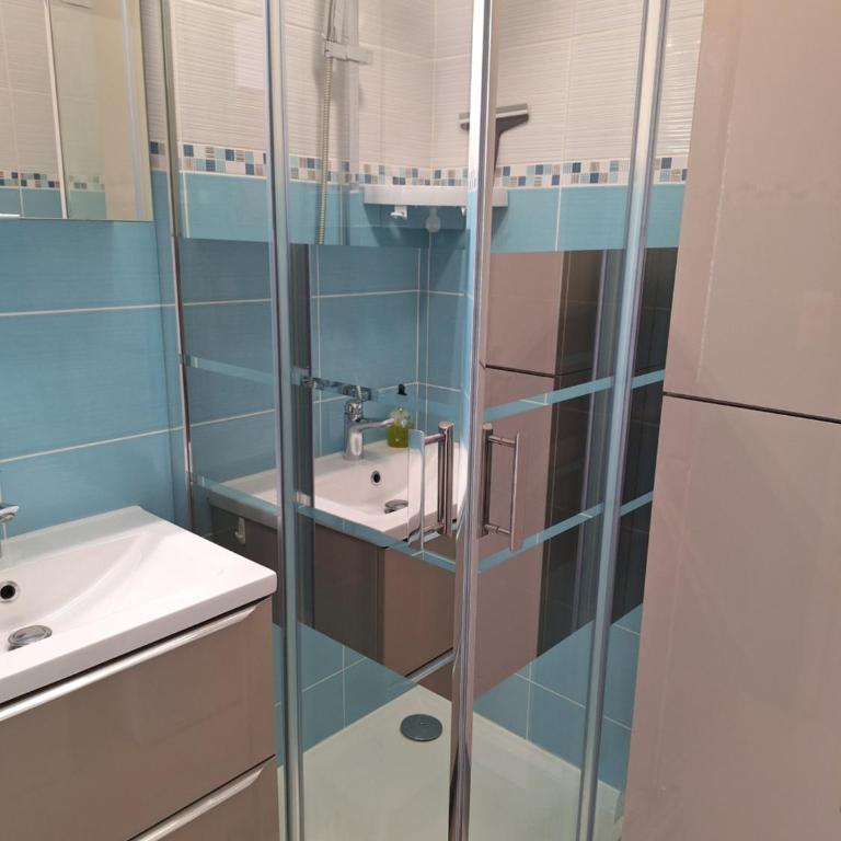 Studio lumineux parking privé 2mn plage et Sanary - Appartamento Monolocale con Letto Queen-Size - 7