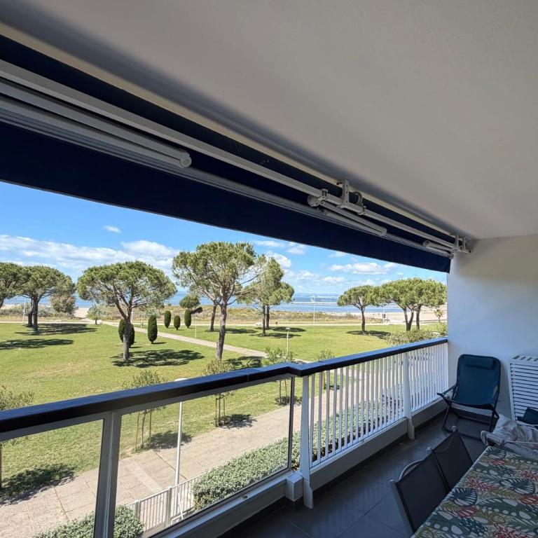 Le Mistral Vue mer & terrasse au cœur du Grau du Roi - Appartement - 2