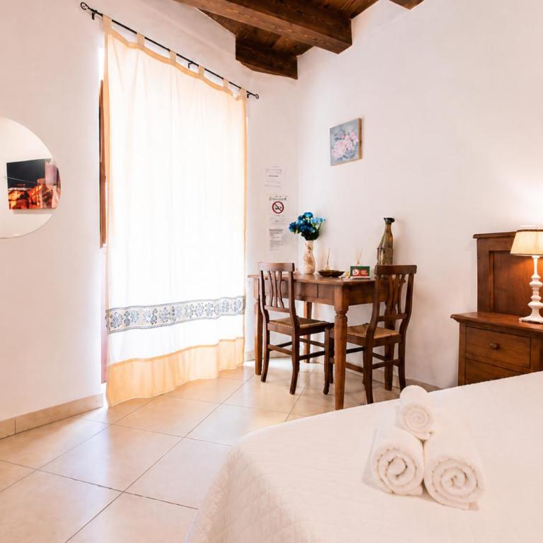 L'Antica Torre Caralis Holiday - Grande Chambre Double ou Lits Jumeaux - 7