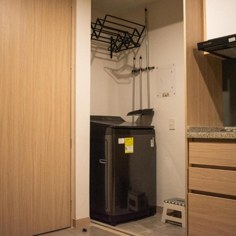 Belmonte Studios 513 by StayQuindio - Lujo en el Exclusivo Norte de Armenia, Cama King, Piscina, Parqueadero Privado - Apartamento de 1 dormitorio - 90