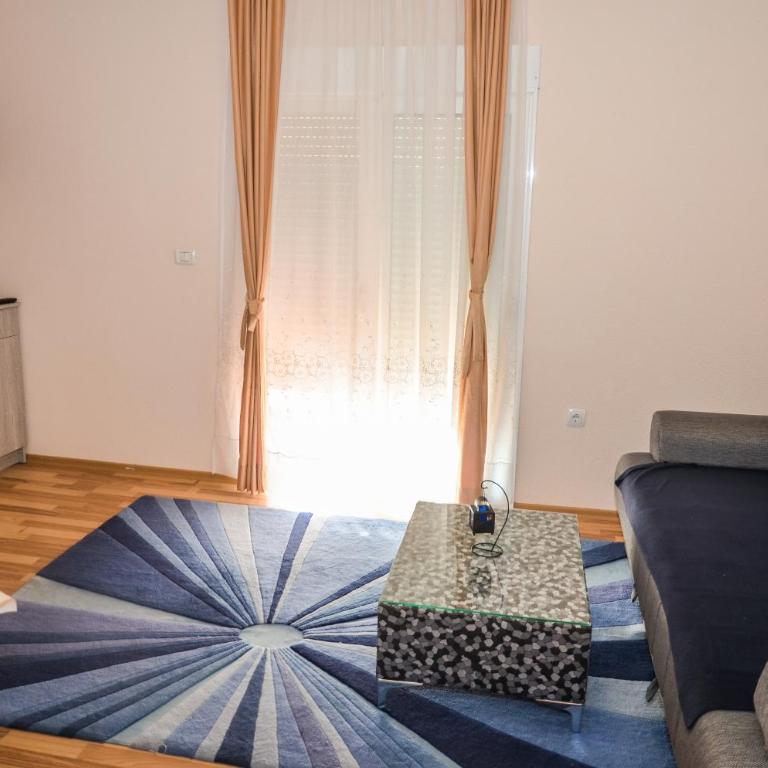 Apartments Paradise - Apartman sa 2 Spavaće Sobe i Balkonom - 6
