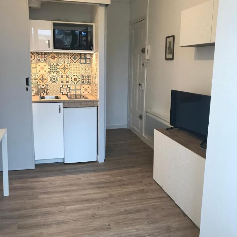 Reims Cathedral City center - One-Bedroom Apartment - 2