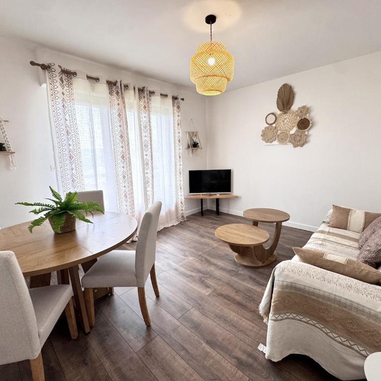 Cosy appartement avec grand balcon, à 15 min des plages - One-Bedroom Apartment - 14