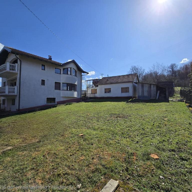 Bella holiday home Komadić prirode,mira,pravoga sela u neposrednoj blizini centra Banjaluke 4 km Garaža 4 sobe - Vila - 19