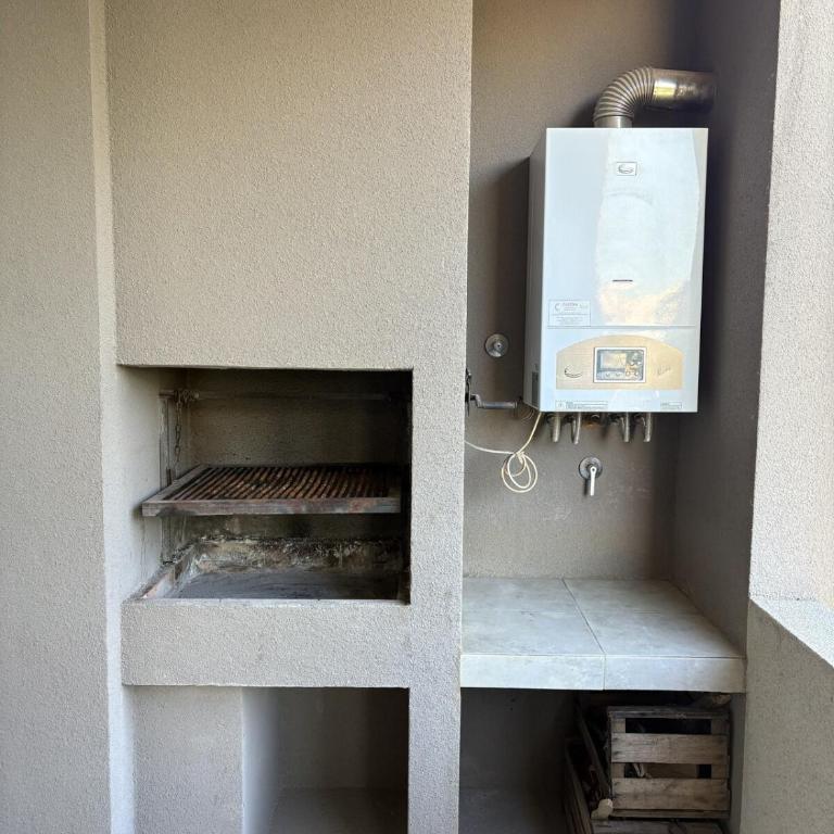 Departamento entero con parrilla en zona exclusiva de San Salvador de Jujuy - Apartamento de 1 dormitorio - 24