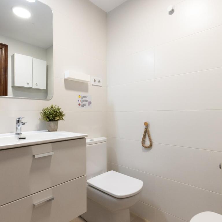 UHC Sol de España - Apartamento de 2 dormitorios con terraza - 15