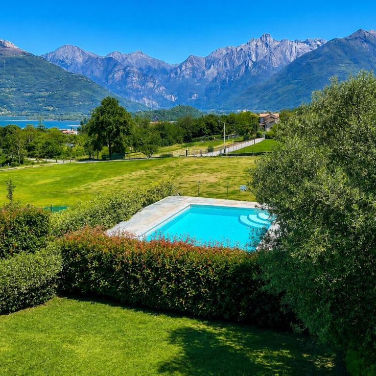 Beata Rose Ferienwohnung (DG) mit Pool - Appartamento con Vista Lago - 1