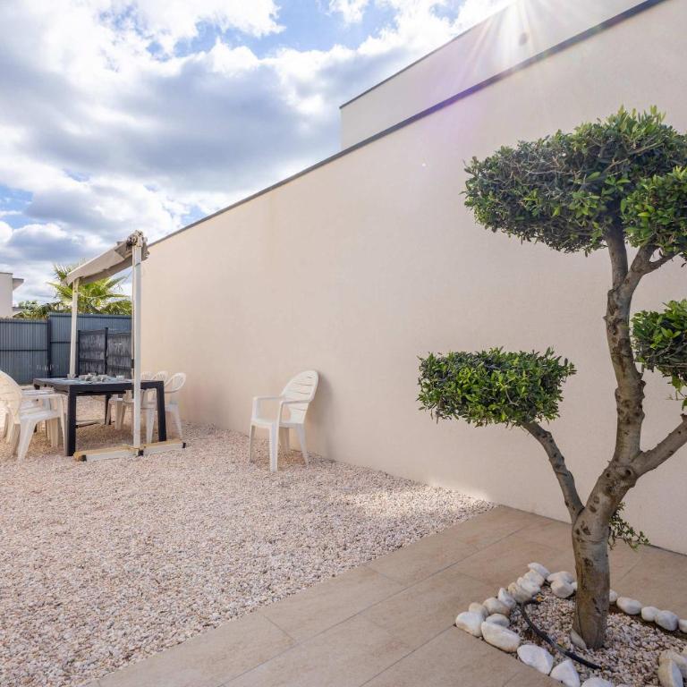 Villa climatisée pour 8 personnes avec piscine privée - Villa - 23