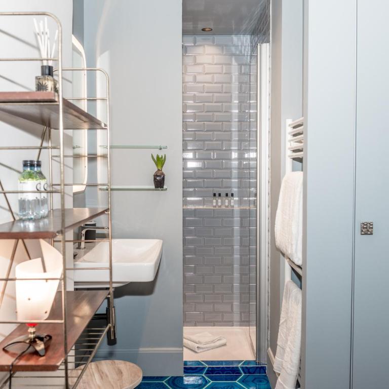 1er Etage SoPi-Montmartre - Chambre Double Standard - 9