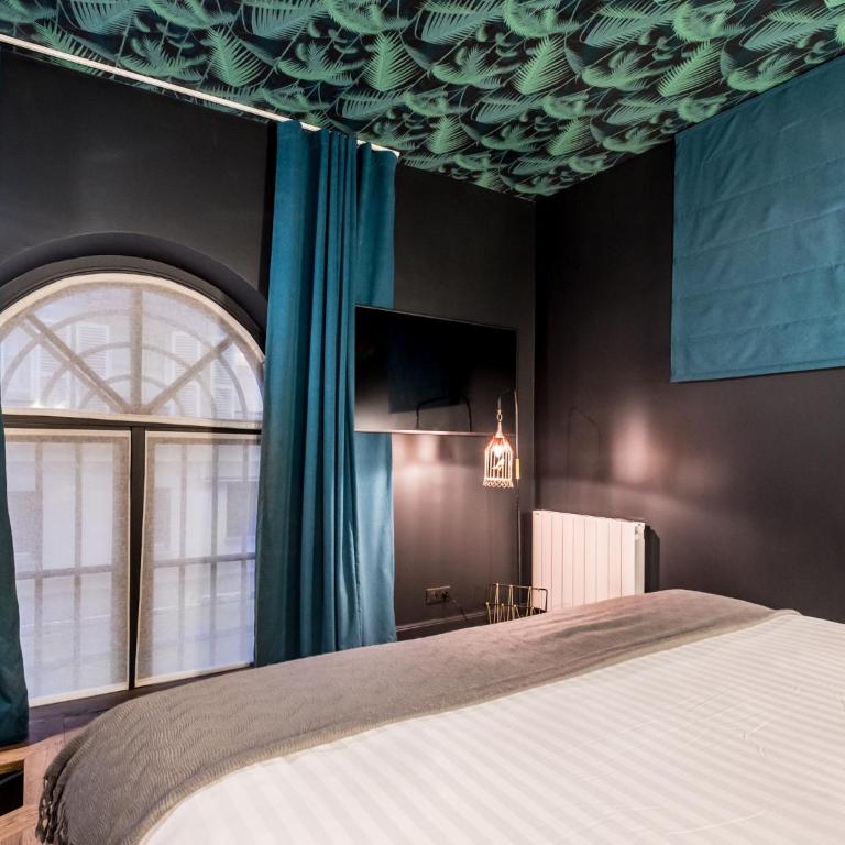 1er Etage SoPi-Montmartre - Chambre Deluxe Double ou Lits Jumeaux - 16