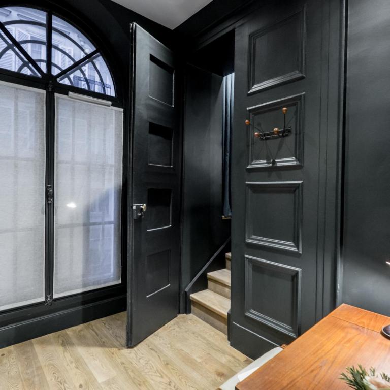 1er Etage SoPi-Montmartre - Chambre Deluxe Double ou Lits Jumeaux - 11