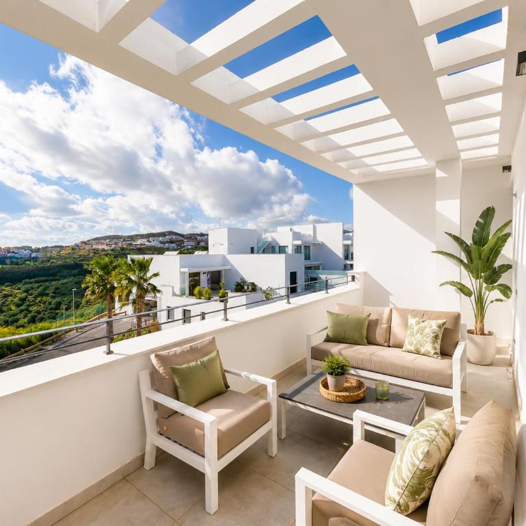 Luxury Penthouse with private pool, seaview solarium BBQ, Gym, paddle and free parking - Magnolia Properties - Apartamento - 21