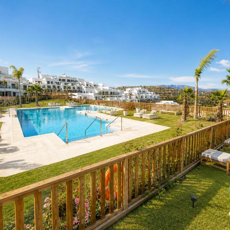 Luxury Penthouse with private pool, seaview solarium BBQ, Gym, paddle and free parking - Magnolia Properties - Apartamento - 25