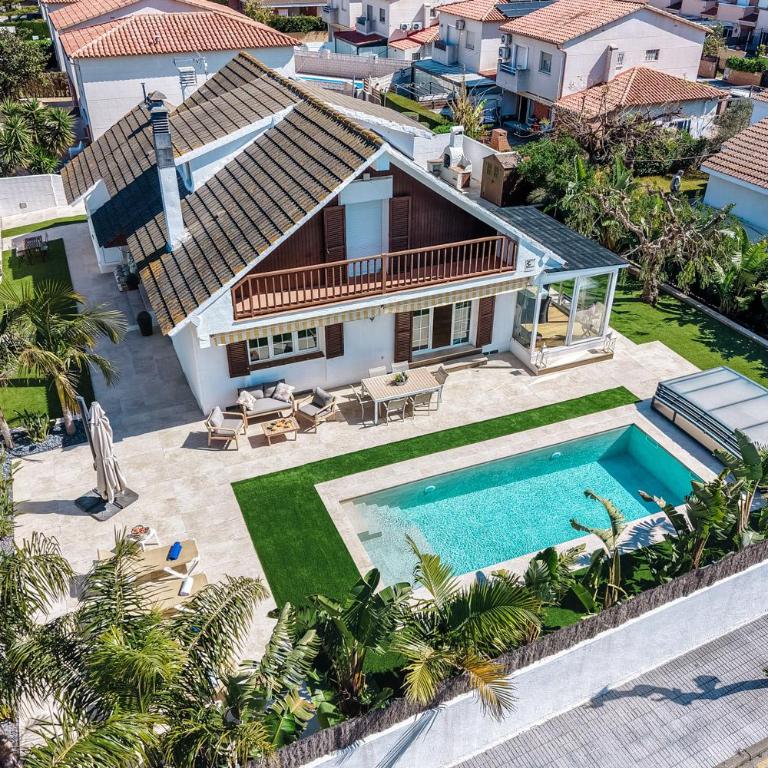 GRAND VILLA SALOU ONLy FAMILIES - Villa Deluxe - 3