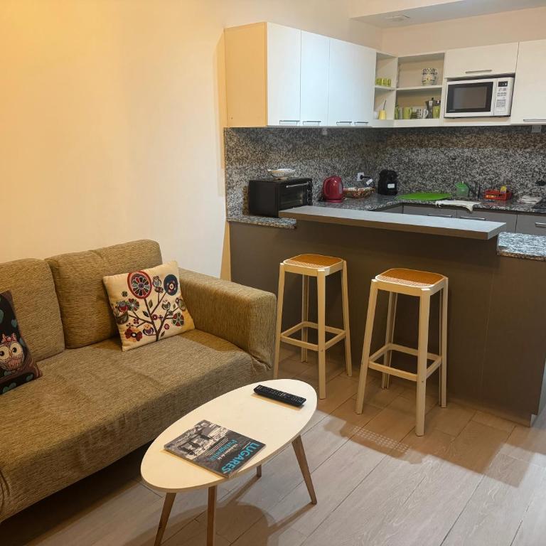 Hermoso Monoambiente en Almagro - One-Bedroom Apartment - 4