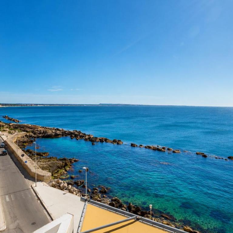 Suite Le Vele - Suite Deluxe con Vista Mare - 26