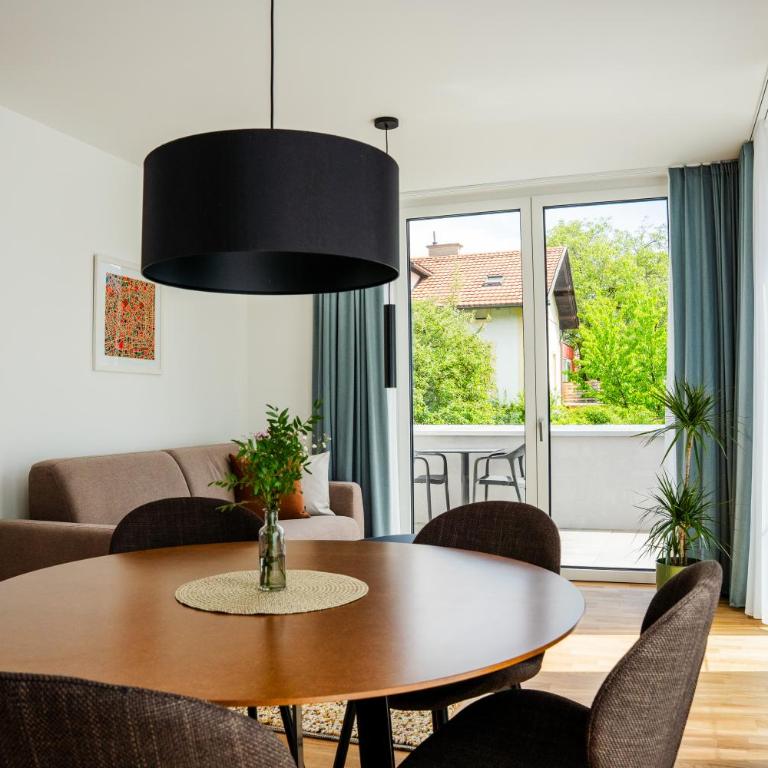 Noas Bergisel - Apartment mit 3 Schlafzimmern und Balkon - 3