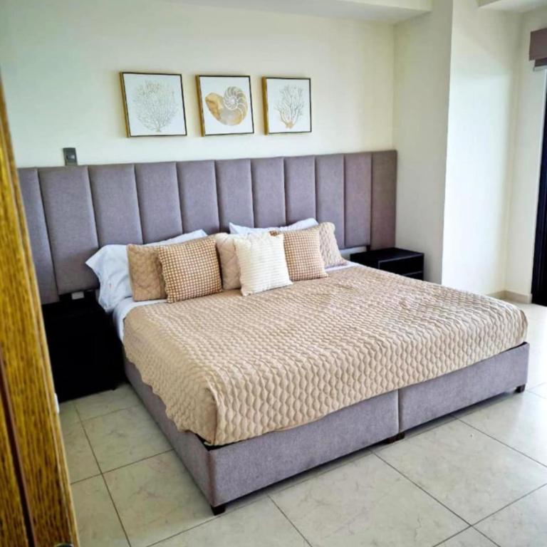 Altomare Azul #1 Departamento Lujo Frente al Mar y Malecón - Two-Bedroom Apartment - 9