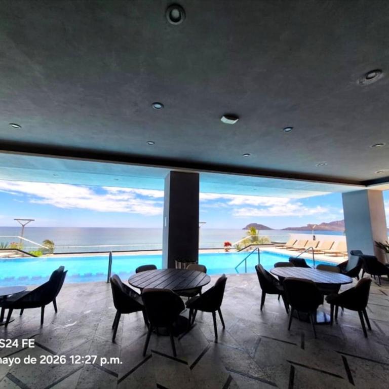 Altomare Azul #1 Departamento Lujo Frente al Mar y Malecón - Two-Bedroom Apartment - 16