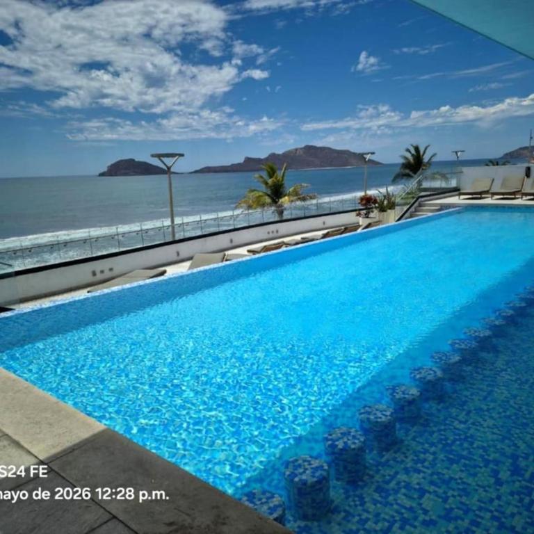 Altomare Azul #1 Departamento Lujo Frente al Mar y Malecón - Two-Bedroom Apartment - 19