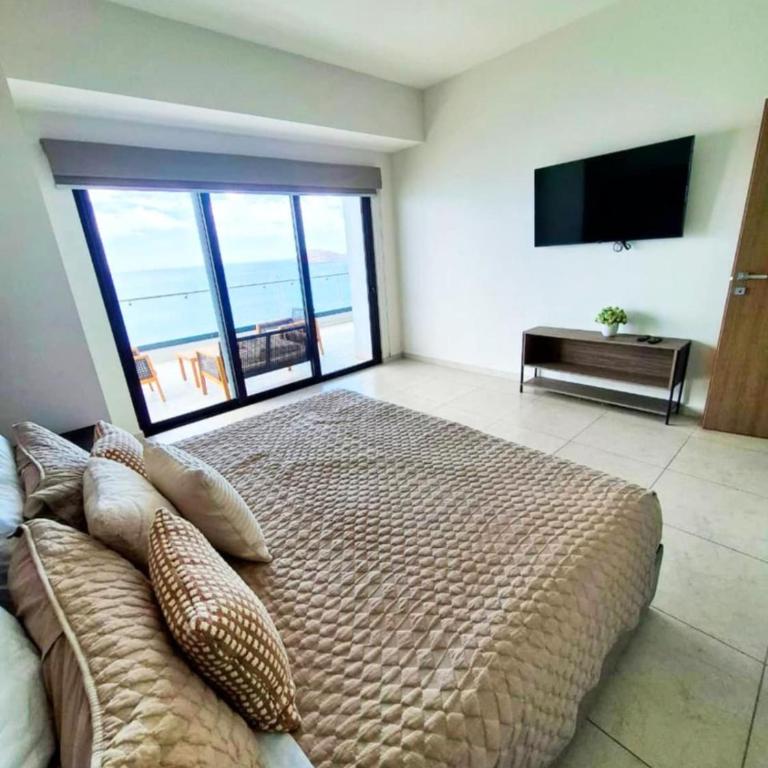 Altomare Azul #1 Departamento Lujo Frente al Mar y Malecón - Two-Bedroom Apartment - 36