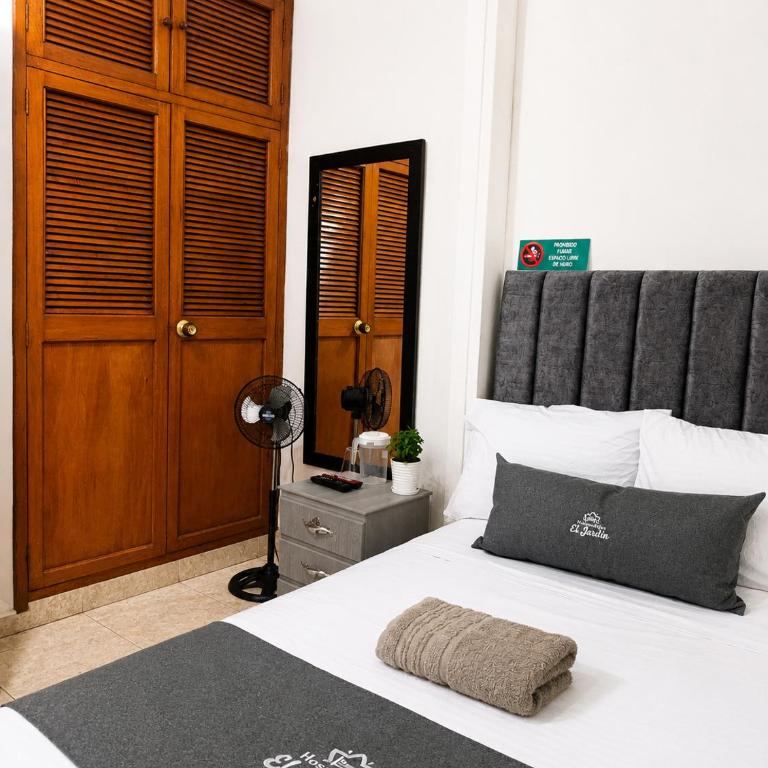 Hospedajes El Jardin - Casa de 7 dormitorios - 7