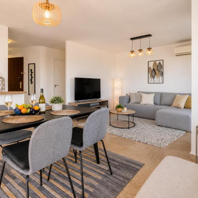 Benalmadena Seafront Apartment with Parking - Magnolia Properties - Apartamento de 2 dormitorios - 29