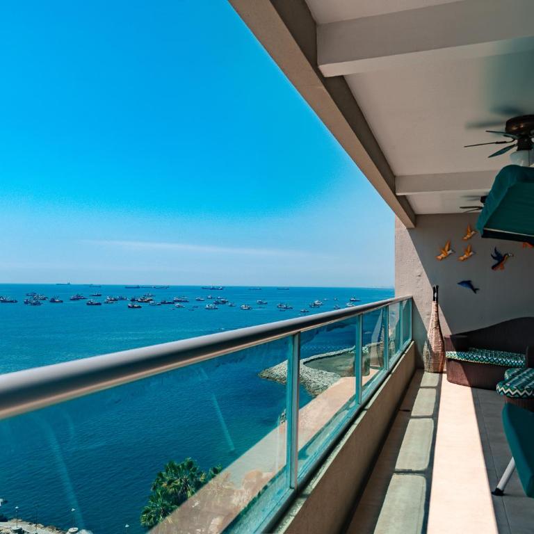 Departamento con vista al mar, piscina, jacuzzi y área BBQ - Apartment - 31