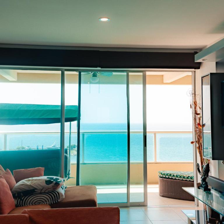 Departamento con vista al mar, piscina, jacuzzi y área BBQ - Apartment - 37