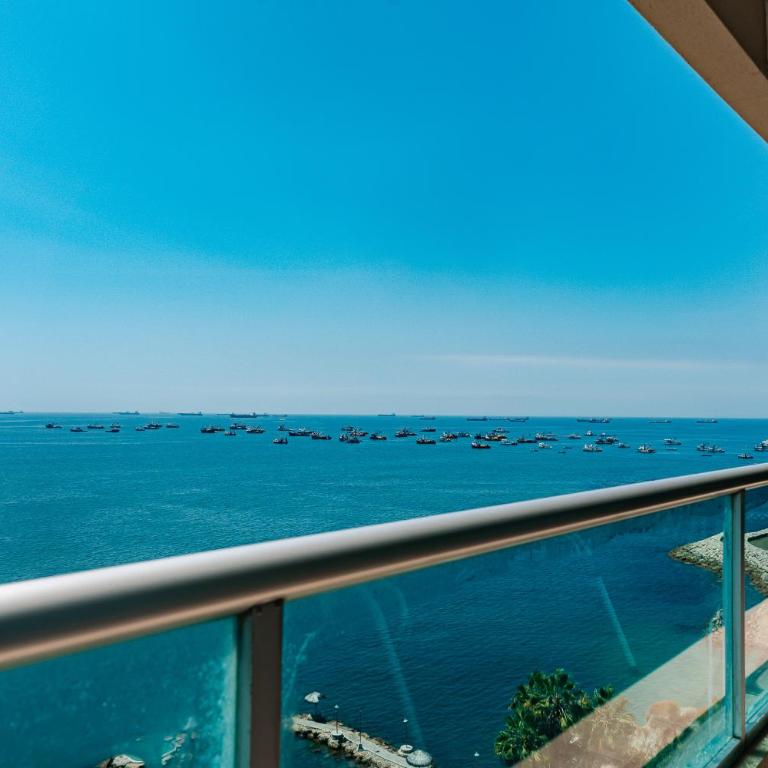 Departamento con vista al mar, piscina, jacuzzi y área BBQ - Apartment - 32