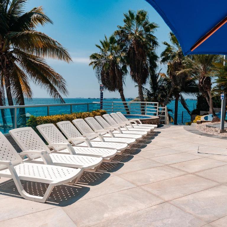 Departamento con vista al mar, piscina, jacuzzi y área BBQ - Apartment - 46