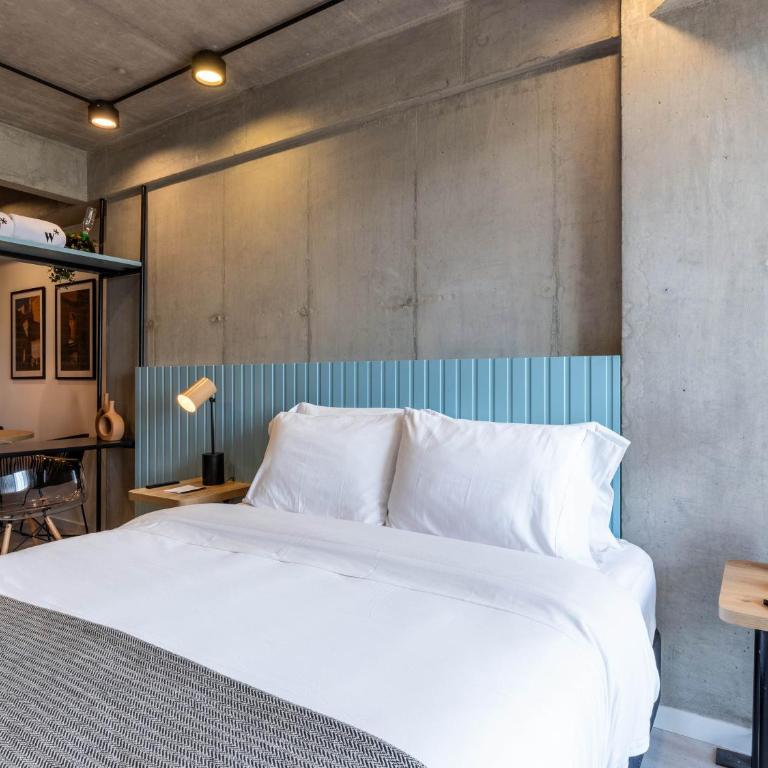Wynwood House Stylish Loft in El Polo Modern & Central Stay - Loft - 11