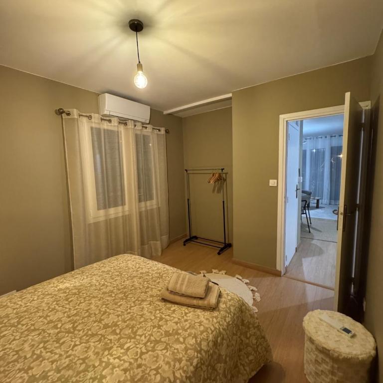 Appart confort & chaleureux proche centre Ville - One-Bedroom Apartment - 25