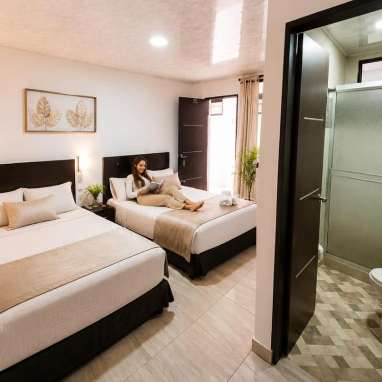 Hotel La Realeza - Twin Room - 3
