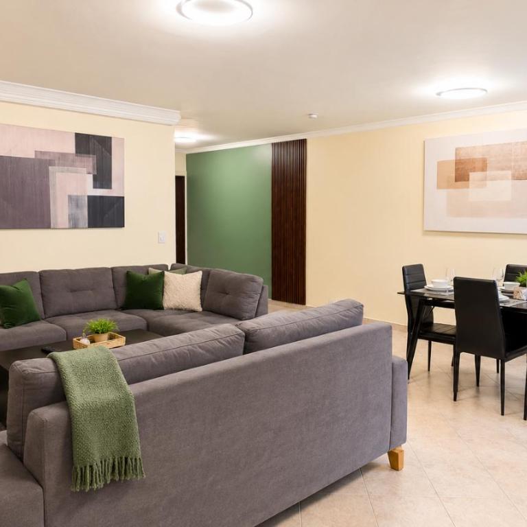 Center City Flats - Apartments in El Poblado near Park Lleras, Medellin! - Apartamento Deluxe - 8